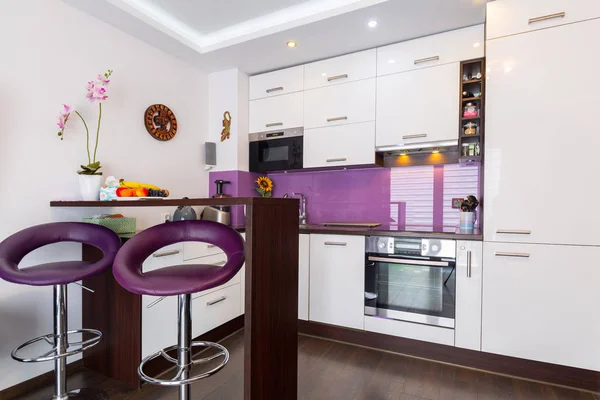 Modernes Wohnzimmer Mit Kücheneinrichtung — Stockfoto