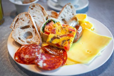 Plaka masada kahvaltı dahil