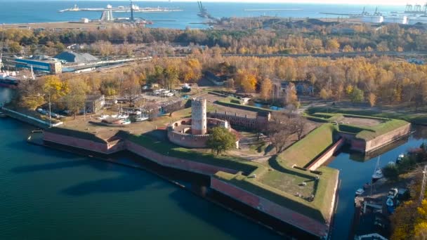 Forteresse de Wisloujscie au bord de la rivière à Gdansk, Pologne 