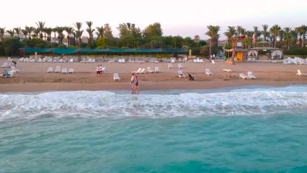 Widok Lotu Ptaka Plaży Koło Boku Zachodzie Słońca Turcja — Wideo stockowe