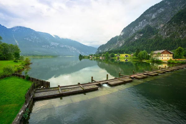 Paisaje Lago Grundlsee Las Montañas Los Alpes Austria —  Fotos de Stock