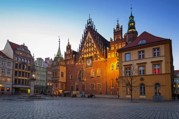 Πλατεία Της Αγοράς Παλιό Δημαρχείο Βρότσλαβ Κατά Σούρουπο Πολωνία — Φωτογραφία Αρχείου