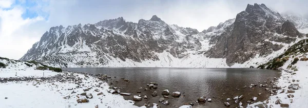 Panorama Das Montanhas Tatra Com Black Pond Polônia — Fotografia de Stock