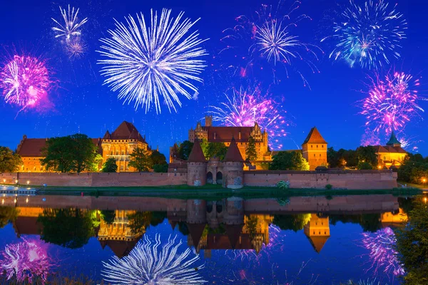 Fogos Artifício Castelo Malbork Polônia — Fotografia de Stock