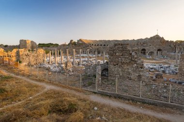 Side, Türkiye antik tiyatronun kalıntıları