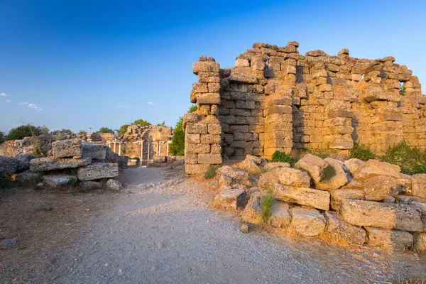 Ruinas Nymphaion Antiguo Acueducto Side Turquía — Foto de Stock
