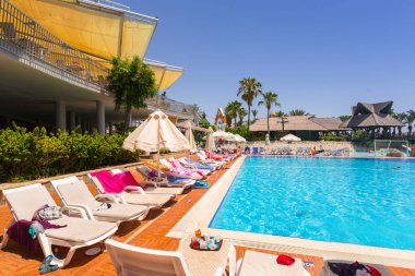 Side, Türkiye - 7 Haziran 2018: Güzel havuz alanı Tt Pegasos World resort Side, Türkiye yakın. Pegasos World Hotel 4 yıldızlı tesistir 9600 metrekare havuz alanları ile.