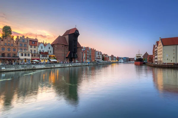 Altstadt Von Danzig Spiegelt Sich Fluss Motlawa Bei Sonnenuntergang Polen — Stockfoto