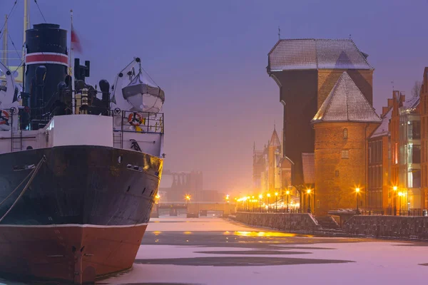 Città Vecchia Danzica Sul Fiume Motlawa Inverno Nevoso Polonia — Foto Stock