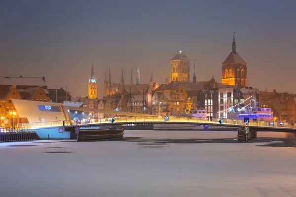 Ciudad Vieja Gdansk Sobre Río Motlawa Invierno Nevado Polonia —  Fotos de Stock