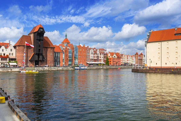 Ciudad Vieja Gdansk Reflejada Río Motlawa Polonia — Foto de Stock