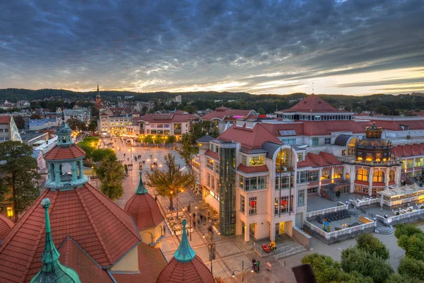 Sopot Polonia Septiembre 2018 Gente Caminando Plaza Principal Ciudad Sopot —  Fotos de Stock