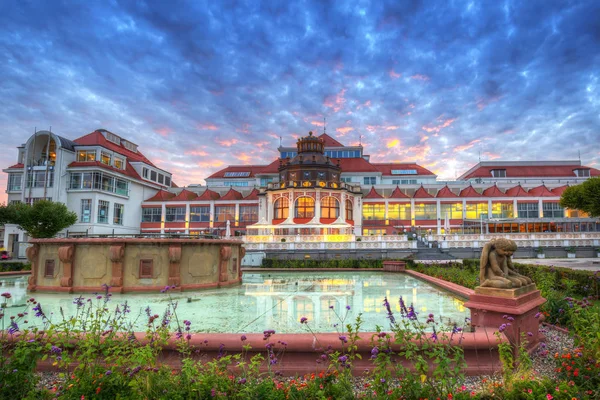 Paesaggio Idilliaco Della Piazza Principale Nella Città Sopot Tramonto Polonia — Foto Stock