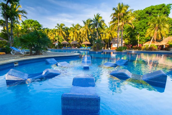 Playa Del Carmen México Julio 2011 Paisaje Piscina Lujo Riu — Foto de Stock