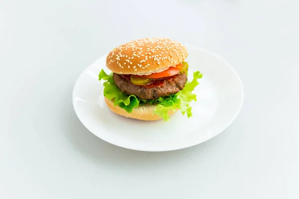 Hamburguesa Casera Plato —  Fotos de Stock