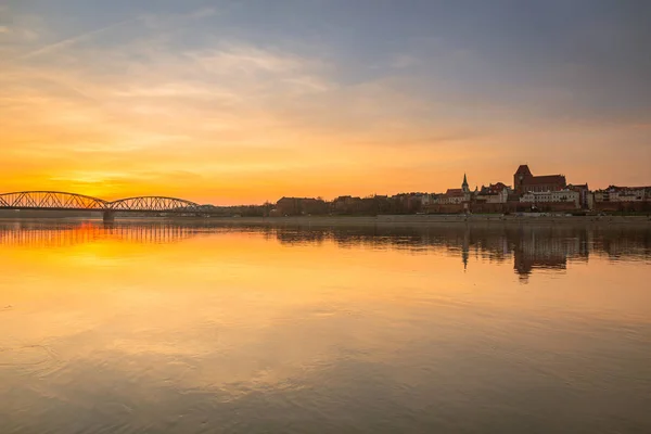 Atemberaubender Sonnenuntergang Über Dem Weichselfluss Torun Polen — Stockfoto