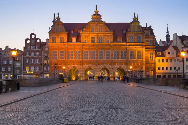 Gdansk Polonya Mart 2019 Gdansk Taki Eski Kente Yeşil Kapı — Stok fotoğraf