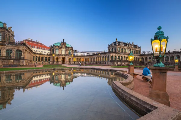 Wunderschöne Architektur Des Zwinger Palastes Dresden Dämmerung Sachsen Deutschland — Stockfoto