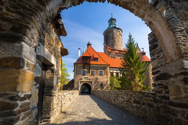 Prachtige Czocha Kasteel Zonnige Dag Neder Silezië Polen — Stockfoto