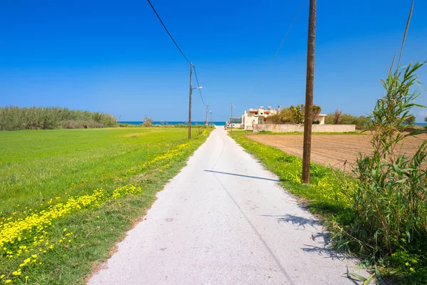 希腊克里特岛马莱梅海滩之路 — 图库照片