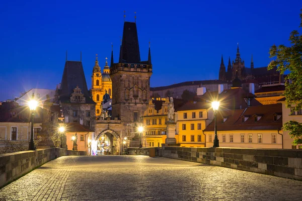 Mooie Karelsbrug Praag Nachts Tsjechië — Stockfoto