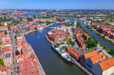 Gdansk 'ın eski şehir havadan görünüşü, Polonya yaz manzarası