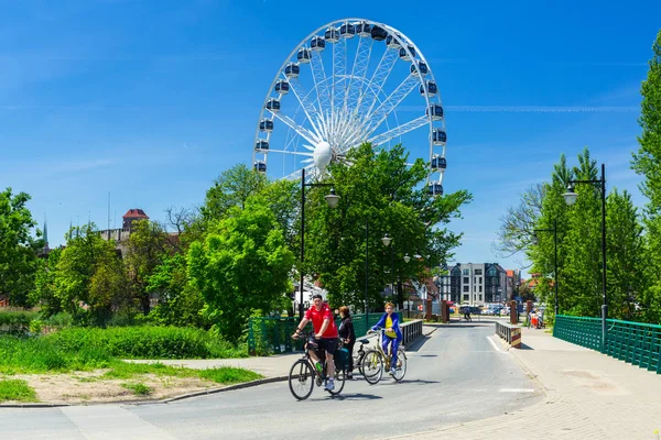 Gdansk Poland June 2019 People Bike Trip Ferris Wheel Gdansk — Stock Photo, Image