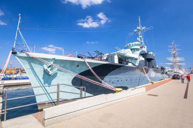 Gdynia, Polonya - 8 Haziran 2019: Polonya destroyeri Orp Blyskawica (Şimşek) Gdynia'daki Baltık Denizi'nde müze gemisi olarak korundu. Muhrip, II..