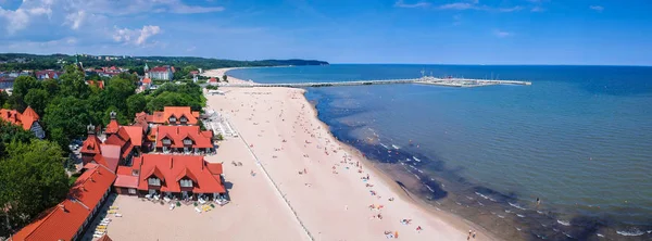 Panorama Wybrzeża Morza Bałtyckiego Drewnianym Molo Sopocie Polska — Zdjęcie stockowe