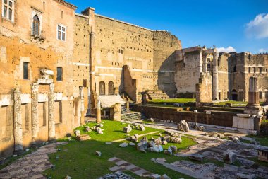 Roma'daki Augustus harabeleri forumu, İtalya