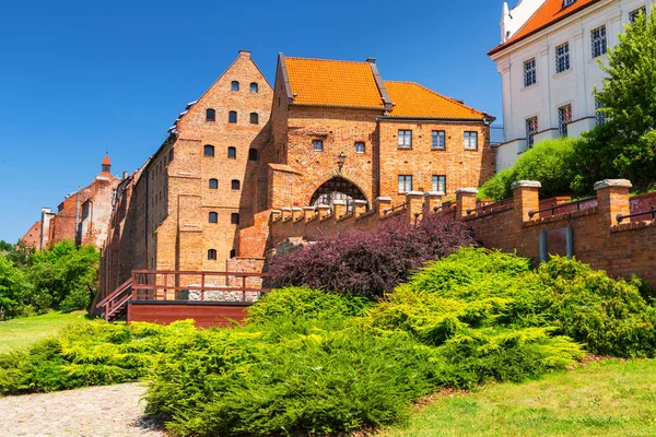 Hermosa Arquitectura Grudziadz Con Graneros Río Wisla Polonia — Foto de Stock