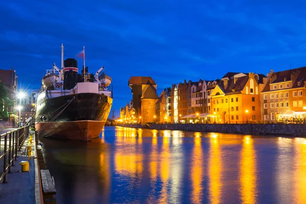 Bela Arquitetura Gdansk Sobre Rio Motlawa Entardecer Polônia — Fotografia de Stock