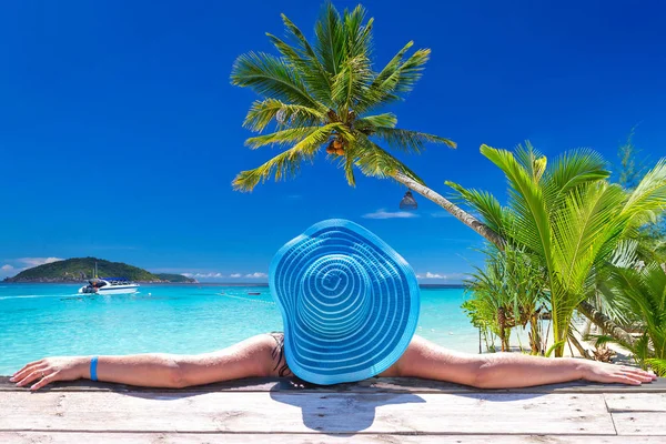 Vrouw Hoed Prachtige Caribische Zee Mexico — Stockfoto