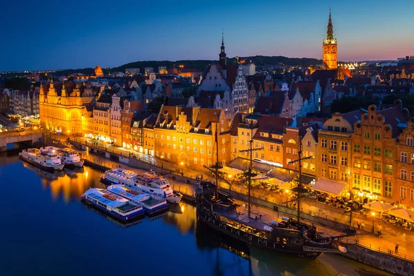 Gdansk Taki Eski Şehrin Güzel Mimarisi Alacakaranlıkta Polonya — Stok fotoğraf