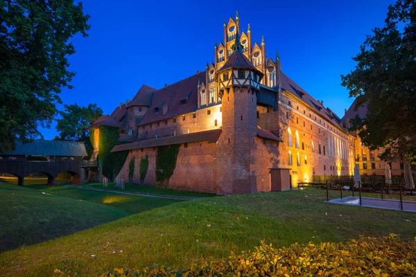 Malbork Kasteel Van Duitse Orde Schemering Polen — Stockfoto