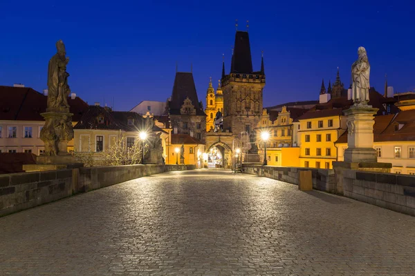 Mooie Karelsbrug Praag Nachts Tsjechië — Stockfoto