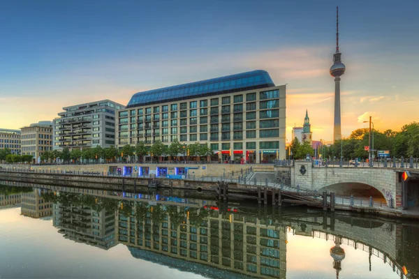 Berlín Německo Června 2017 Architektura Centra Berlíně Při Východu Slunce — Stock fotografie
