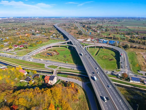 ポーランドのグダニスクでの高速道路の高架橋の空中ビュー — ストック写真