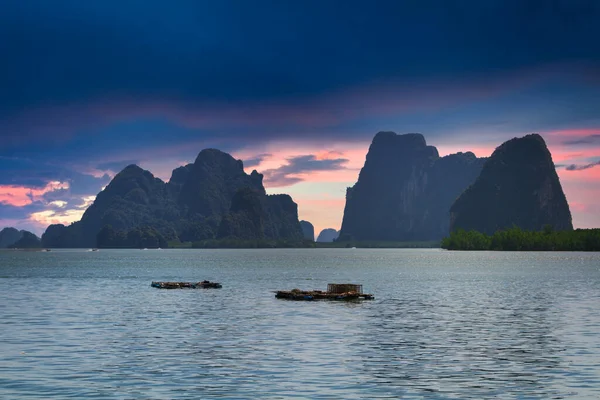 Incrível Phang Nga Bay Com Milhares Ilhas Pôr Sol Tailândia — Fotografia de Stock