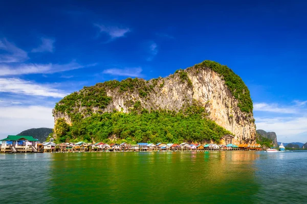 タイに何千もの島がある素晴らしいパンガー湾 — ストック写真