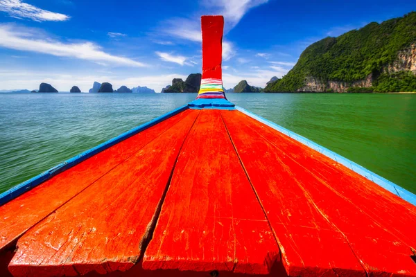 Long Tail Boat Beautiful Bay Andaman Sea Thailand — Stock Photo, Image