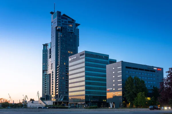 Gdynia Polônia Junho 2020 Arquitetura Moderna Arranha Céu Sea Towers — Fotografia de Stock