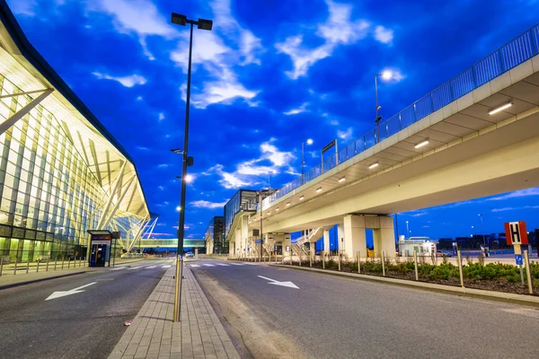 Danzica Polonia Aprile 2018 Terminal Moderno Dell Aeroporto Lech Walesa — Foto Stock