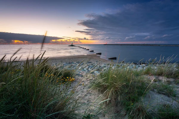 Prachtige Zonsondergang Boven Het Strand Aan Oostzee Gdansk Polen — Stockfoto