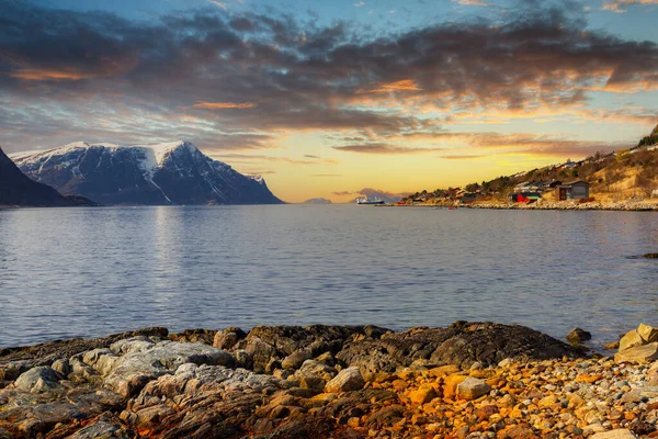 Bela Paisagem Costa Rochosa Noruega — Fotografia de Stock