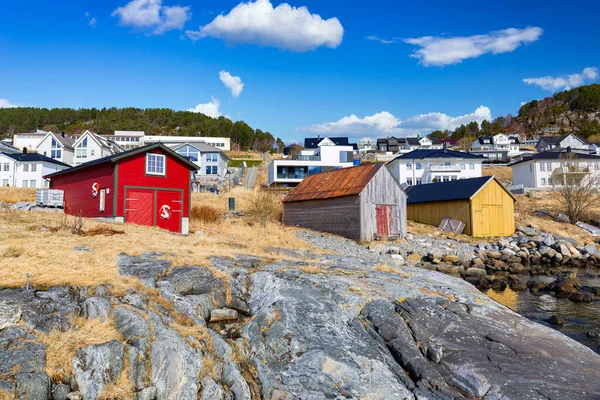 ノルウェーのフィヨルドがある西海岸の美しい景色 — ストック写真