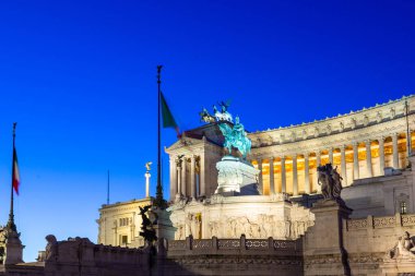 İtalya, Roma 'daki Vittorio Emanuele Anıtı' nın mimarisi