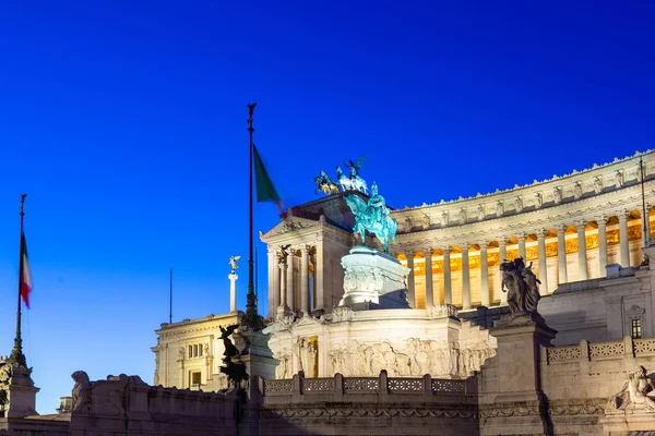 Архитектура Памятника Витторио Эммануилу Риме Ночью Италия — стоковое фото