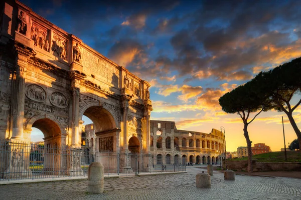 Arco Constantino Grande Coliseo Amanecer Roma — Foto de Stock