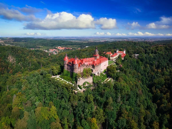 Walbrzych Polonia Septiembre 2020 Paisaje Aéreo Con Castillo Ksiaz Baja —  Fotos de Stock